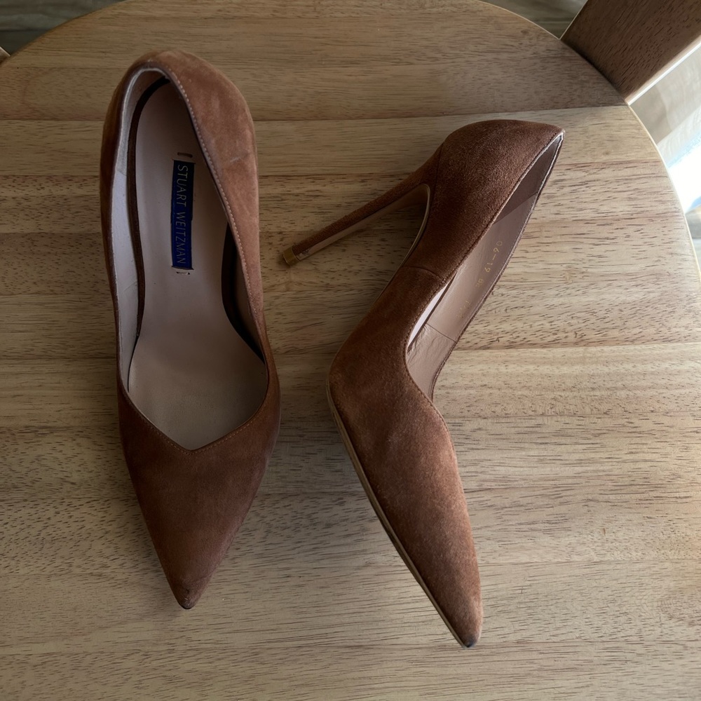 STUART WEITZMAN BROWN HEEL
